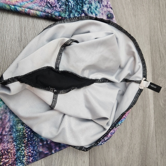 ONZIE Blue Purple Leggings S/M Galaxy Compression High Waisted‎ Workout  Wear - Picture 6 of 11